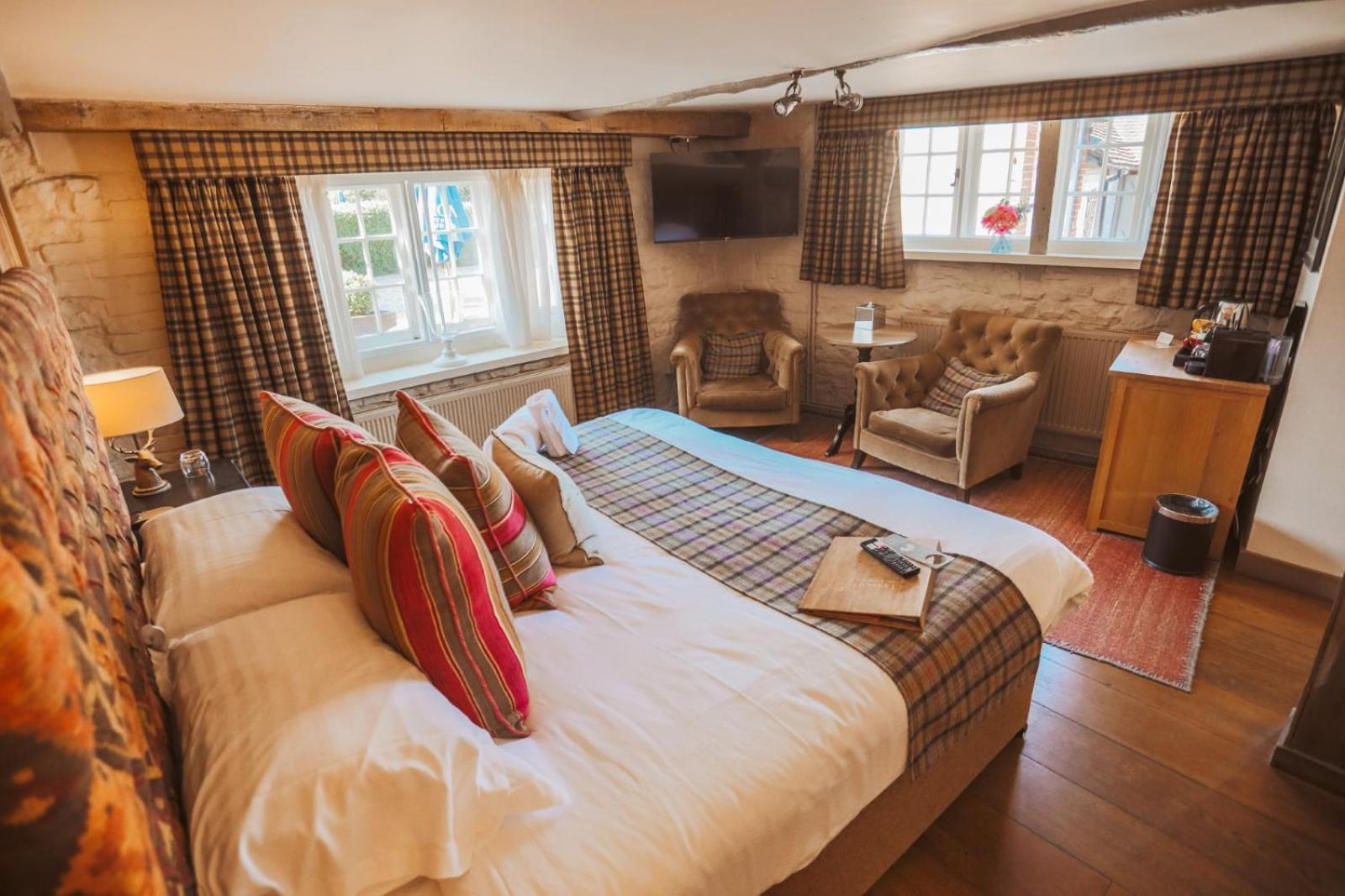 The White Hart, South Harting 4* Petersfield
